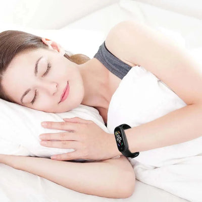 M7 Fitness Tracker Smartwatch – Heart Rate & Sleep Monitor